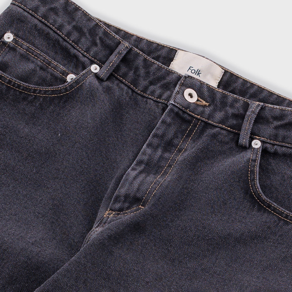 Folk Barrel Leg Jean